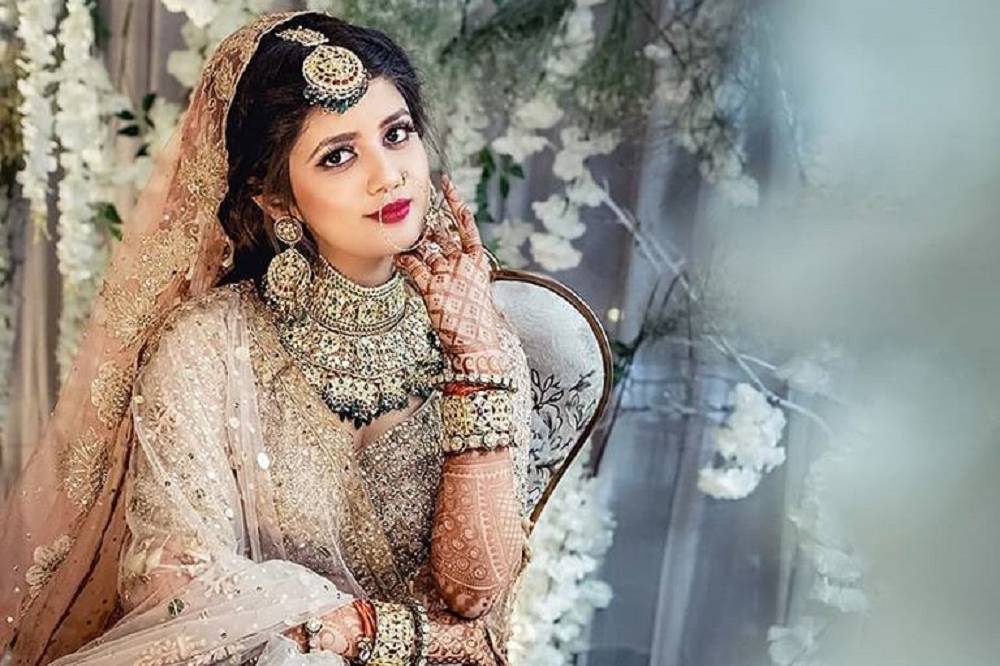 How To Wear Maang Tikka with Bridal artificial jewellery set